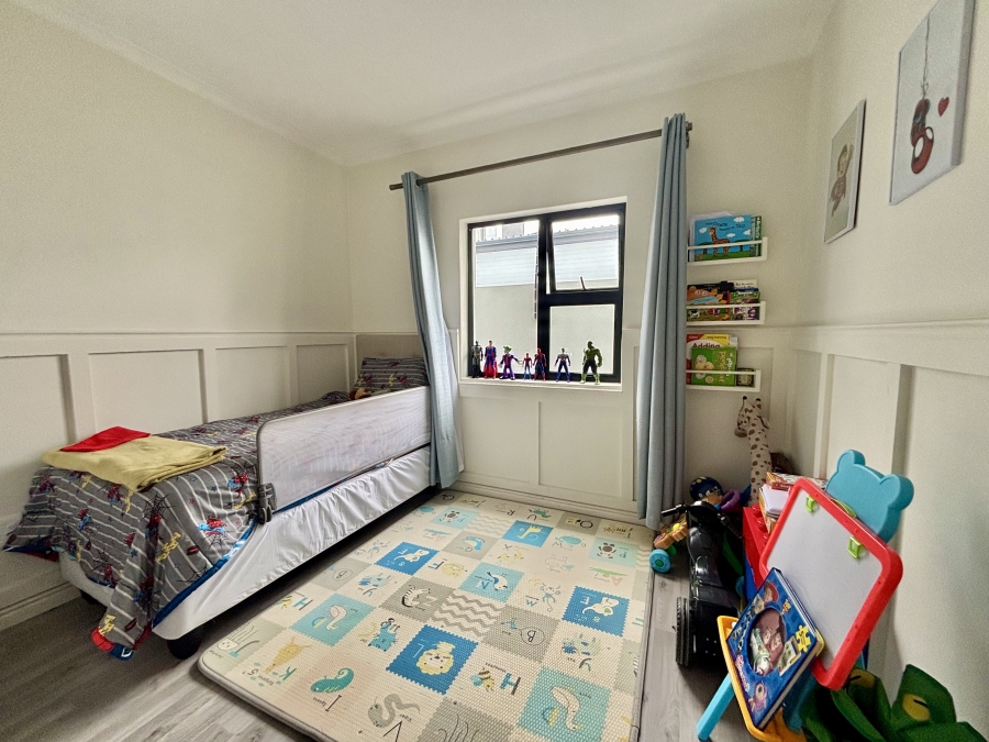 To Let 3 Bedroom Property for Rent in Sandown Western Cape